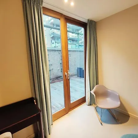 Apartment Kids Friendly Next To Park Amsterdam